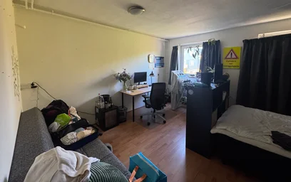 Alquiler de habitación en piso compartido en {area}