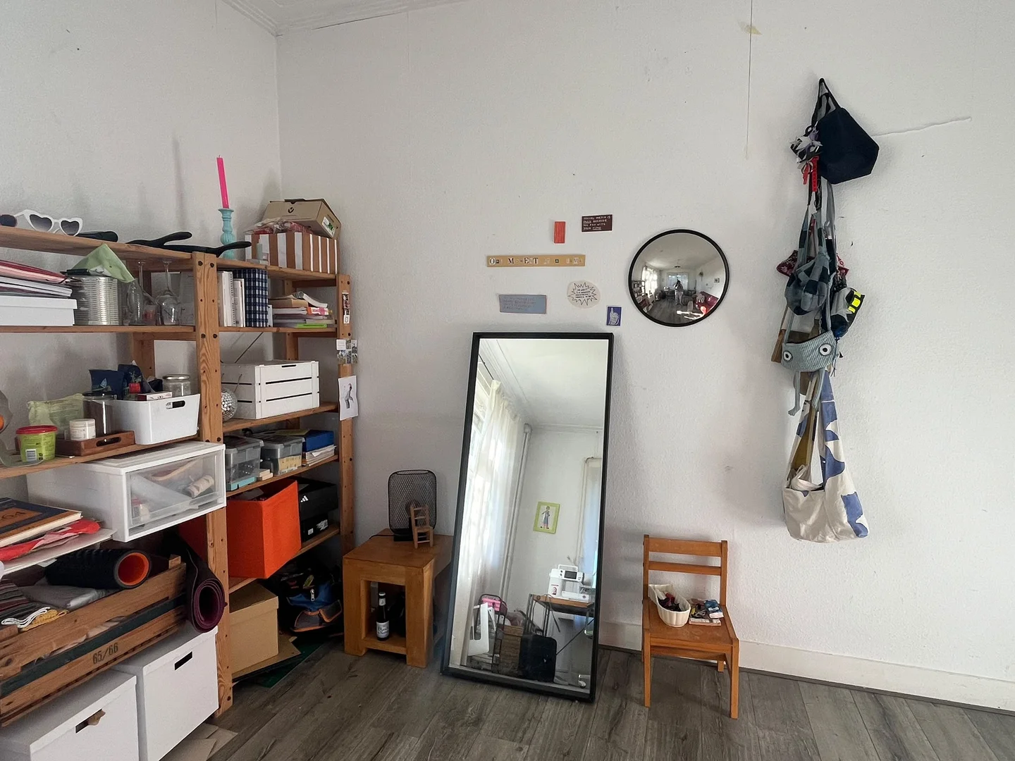Chambre à louer dans un appartement d'étudiant à , entièrement meublée