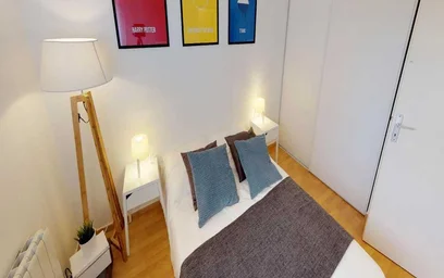 Quarto privado em rue Ratisbonne, imagem 2 de 12
