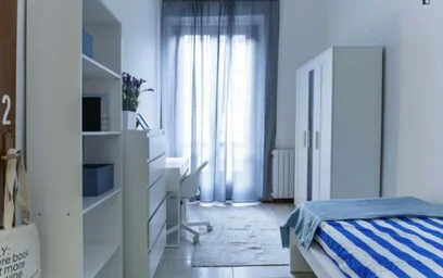 Pokój do wynajęcia z podwójnym łóżkiem w {area}