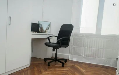 Chambre privée à Via Aldo Barbaro, image 2 de 13