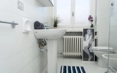 Chambre privée à Via Aldo Barbaro, image 9 de 13