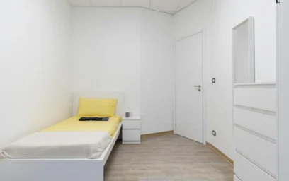 Habitación privada en Via Frinco, imagen 7 de 23