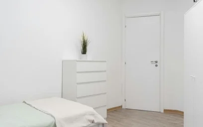Habitación privada en Via Frinco, imagen 3 de 24