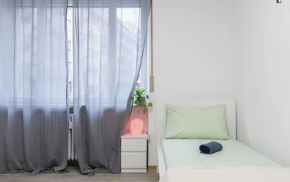 Habitación privada en Via Frinco, imagen 7 de 24