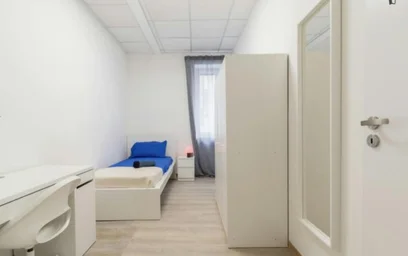 Habitación privada en Via Frinco, imagen 5 de 22
