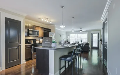 Alojamiento entero en residencia en 1050 Southern Dr, Columbia, SC 29201, United States, imagen 15 de 49