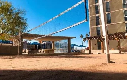 Logement entier en résidence à 323 E Veterans Way, Tempe, AZ 85281, United States, image 14 de 32