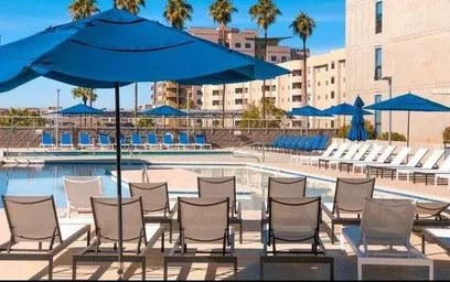 Logement entier en résidence à 323 E Veterans Way, Tempe, AZ 85281, United States, image 8 de 32