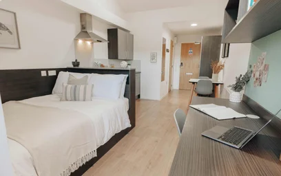 Studio in residence at Midland Rd, Bath BA1 3BZ, United Kingdom, image 9 of 24