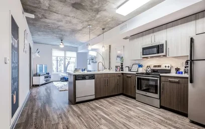 Apartamento inteiro em residência em 2100 San Antonio St, Austin, TX 78705, United States, imagem 18 de 34