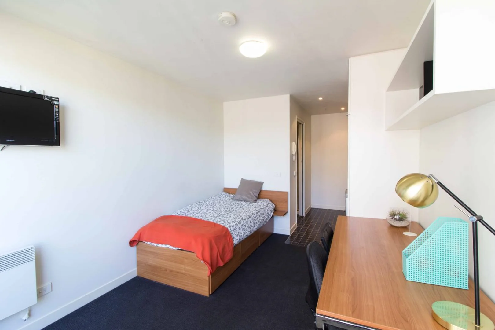 Asequible apartamento estudio con características esenciales en