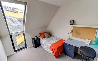Entire apartment in residence at 60 Waverly Road, Malvern East, VIC 3145, image 18 of 20