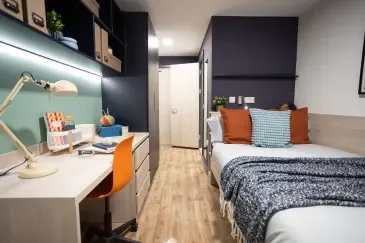 Studio in residence at 76 Cookridge St, Leeds LS2 8GL, United Kingdom, image 4 of 18
