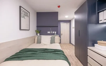 Stanza privata in residence in 76 Cookridge St, Leeds LS2 8GL, United Kingdom, immagine 2 di 19