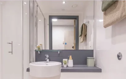 Stanza privata in residence in 76 Cookridge St, Leeds LS2 8GL, United Kingdom, immagine 4 di 19