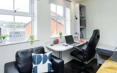 Monolocale in residence in 17-23 High St, Bangor LL57 1NP, United Kingdom, immagine 3 di 26
