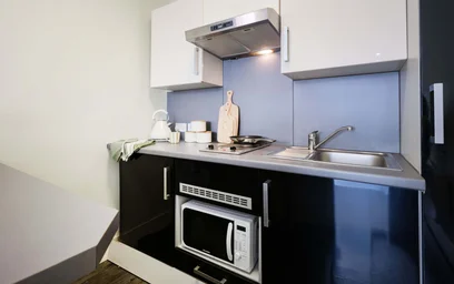 Monolocale in residence in 17-23 High St, Bangor LL57 1NP, United Kingdom, immagine 4 di 27