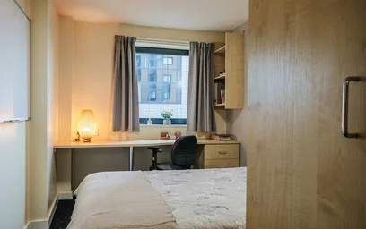 Chambre privée en résidence à 83 Broad St, Sheffield S2 5TL, UK, image 2 de 20