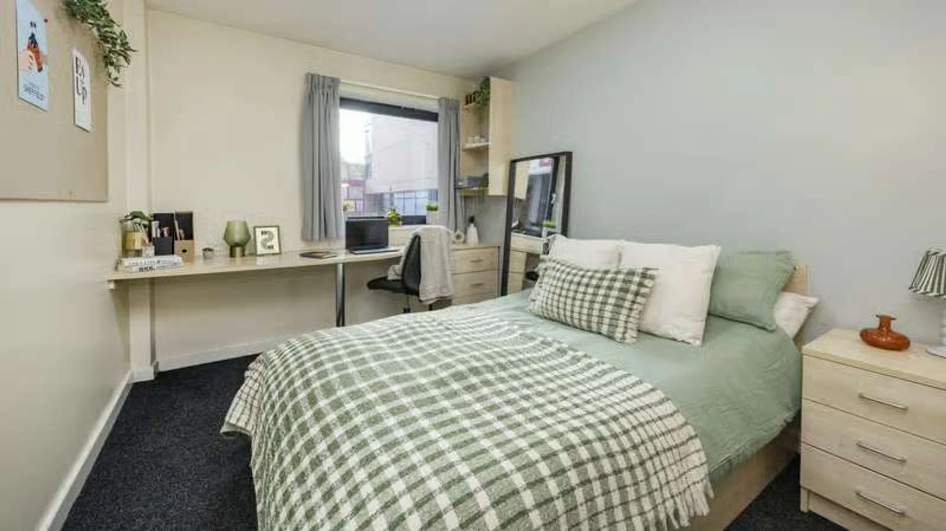 Chambre d'étudiant confortable et spacieuse dans 