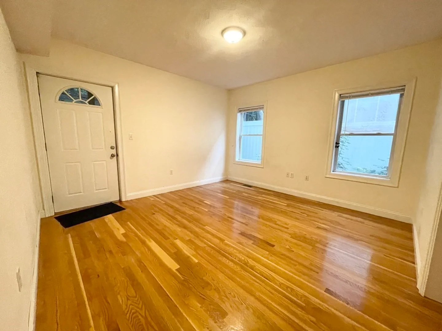 128, Hillside St., Unit 1, Mission Hill, Boston, MA, 02120