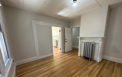 Alojamiento entero en residencia en 6, Althea St., Unit 1, Dorchester, Boston, MA, 02122, imagen 22 de 40