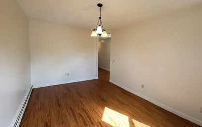 Alojamiento entero en residencia en 51, Holworthy St., Unit 3, Dorchester, Boston, MA, 02121, imagen 17 de 18