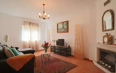 Dairenin tamamı konumu Rua Luísa Tody, Rebordim, 2 6 görüntüsü