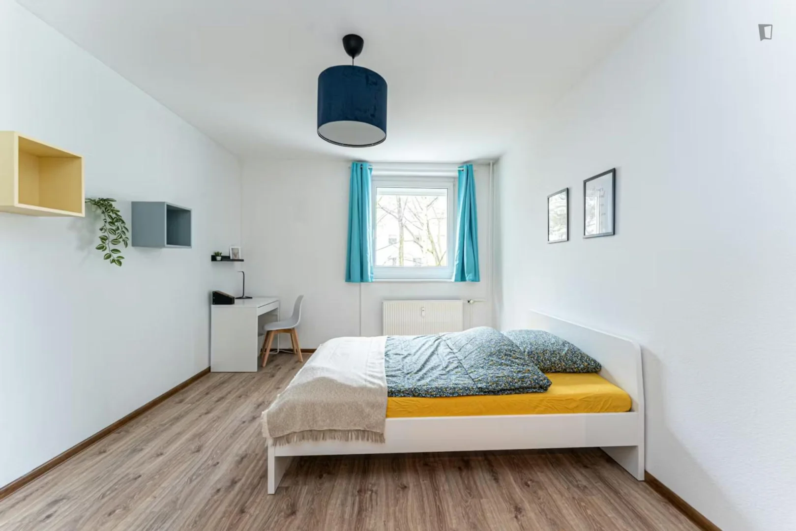 Chambre d'étudiant confortable et spacieuse dans 