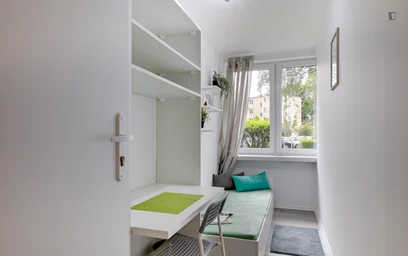 Chambre privée à Miła, image 1 de 16