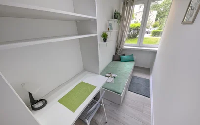 Chambre privée à Miła, image 3 de 16