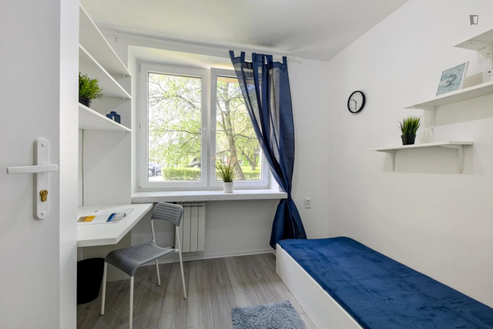 Chambre d'étudiant confortable et spacieuse dans 