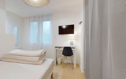 Prywatny pokój 137 avenue de Lodève, obraz 17 19