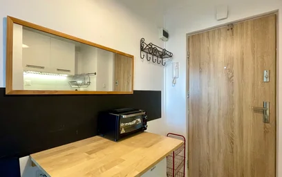 Logement entier à Stefana Batorego 37, image 2 de 13