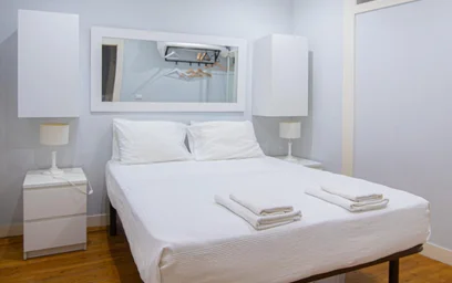 Entire apartment at Rua Afonso de Albuquerque, image 26 of 32