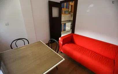 Private room at Avenida Engenheiro Arantes e Oliveira, image 13 of 39