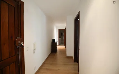 Private room at Avenida Engenheiro Arantes e Oliveira, image 34 of 39