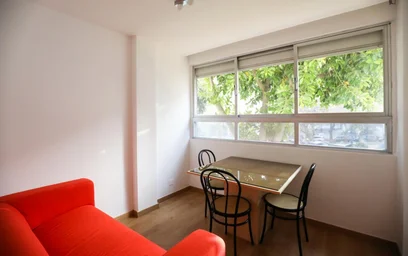 Private room at Avenida Engenheiro Arantes e Oliveira, image 10 of 39