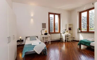 Quarto privado em Viale Sarca, imagem 1 de 29