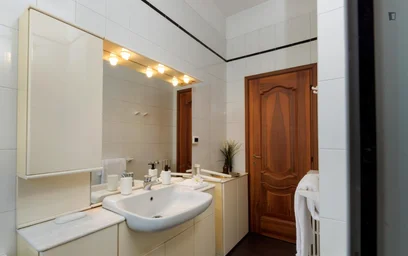 Quarto privado em Viale Sarca, imagem 26 de 29