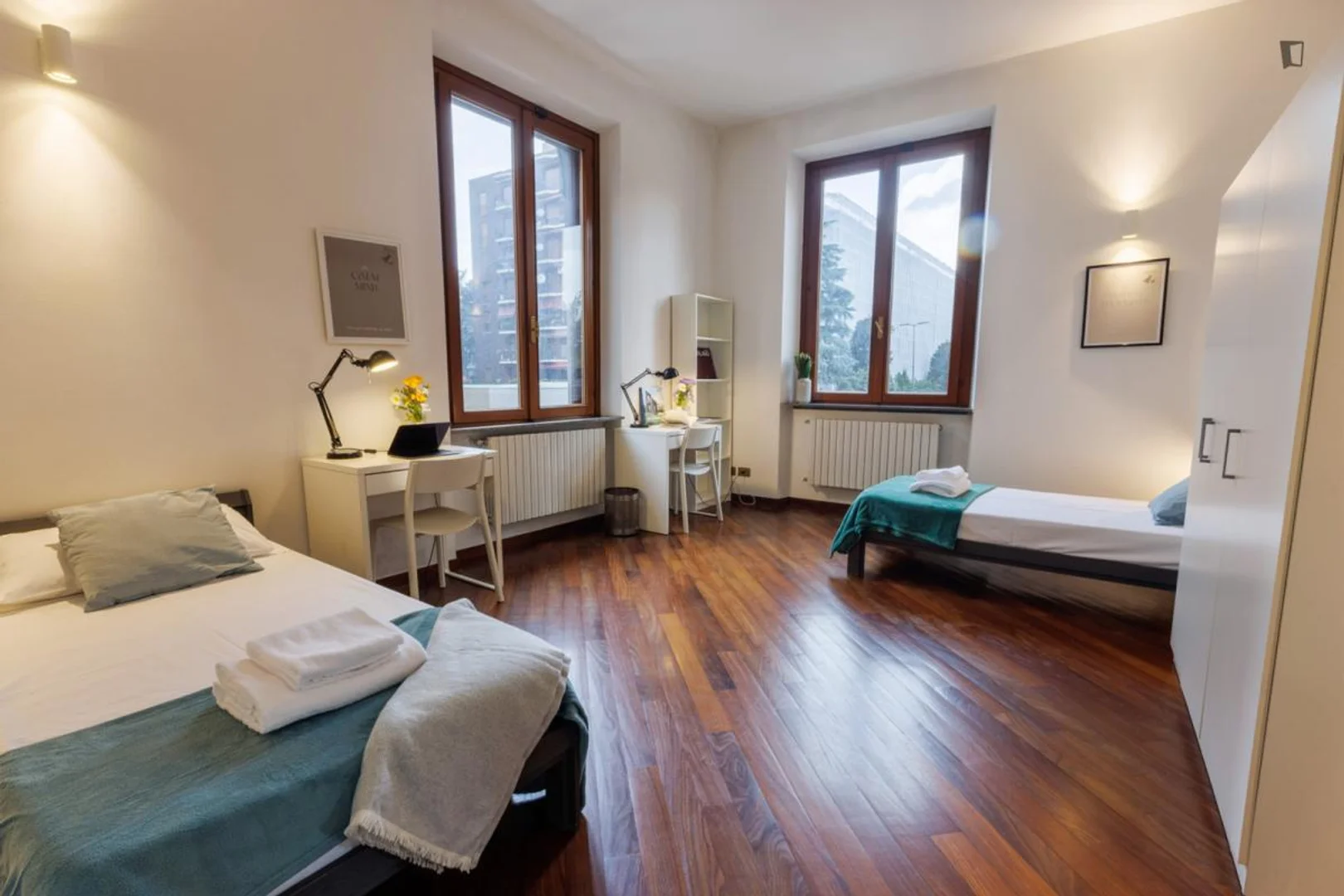 Student-friendly room in  with modern amenities