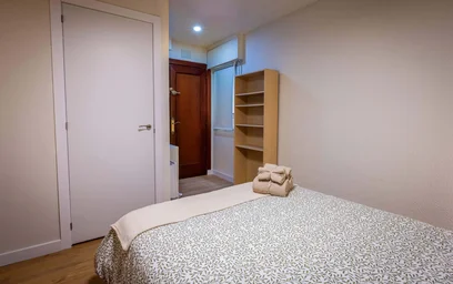 Privatzimmer in der Calle Real, 52, 28981 Parla, Madrid, Spagna, bild 2 von 42