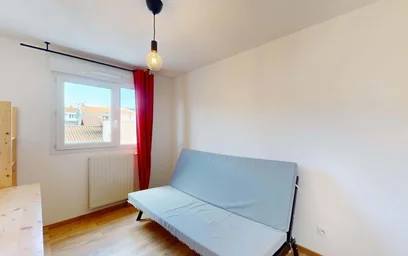 Apartamento inteiro em 21 Rue Dr Hospital, 63100 Clermont-Ferrand, France, imagem 5 de 21