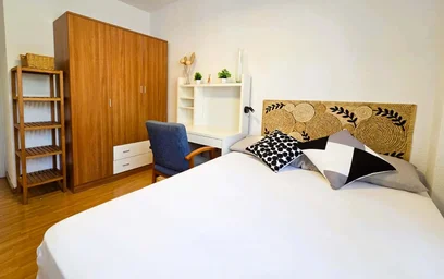 Private room at C. de Esteban Carros, 41, 1ob, Puente de Vallecas, 28053 Madrid, Spagna, image 3 of 15