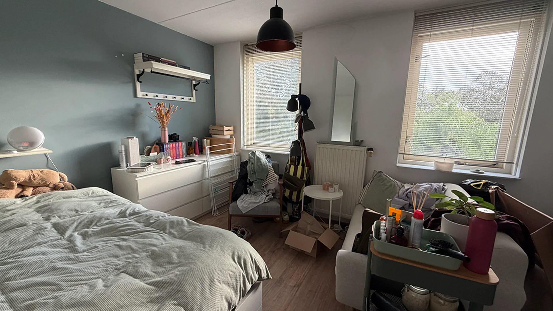 Self-contained studio for students in central 