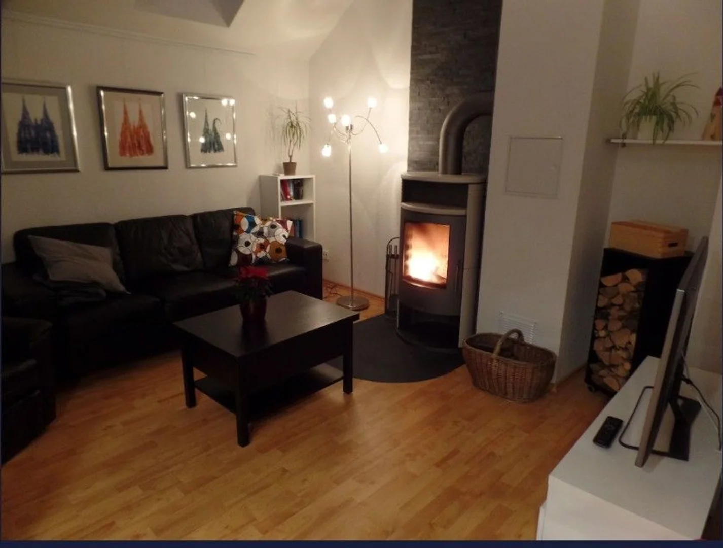 位于中心地带的学生独立工作室