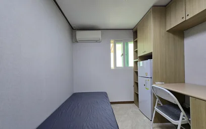 Habitación privada en residencia en 77-19, Daehak 14-gil, Gwanak-gu, Seoul, imagen 1 de 5