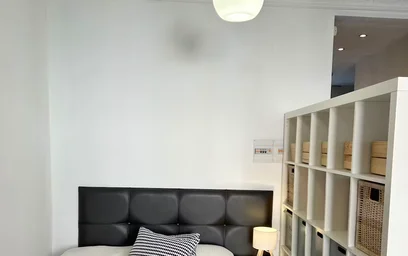 Entire apartment at Calle de la Cava Alta, Centro, image 4 of 10