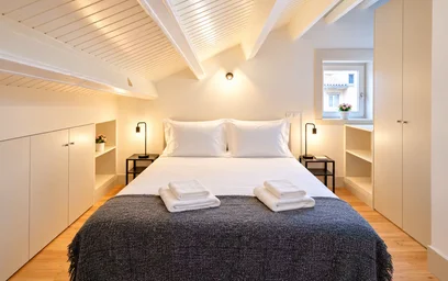 Moderne und helle Wohnung in {area}