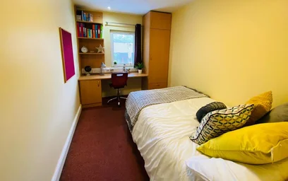 Privatzimmer im Wohnheim in der Longside Ln, Bradford BD7 1SA, United Kingdom, bild 3 von 29